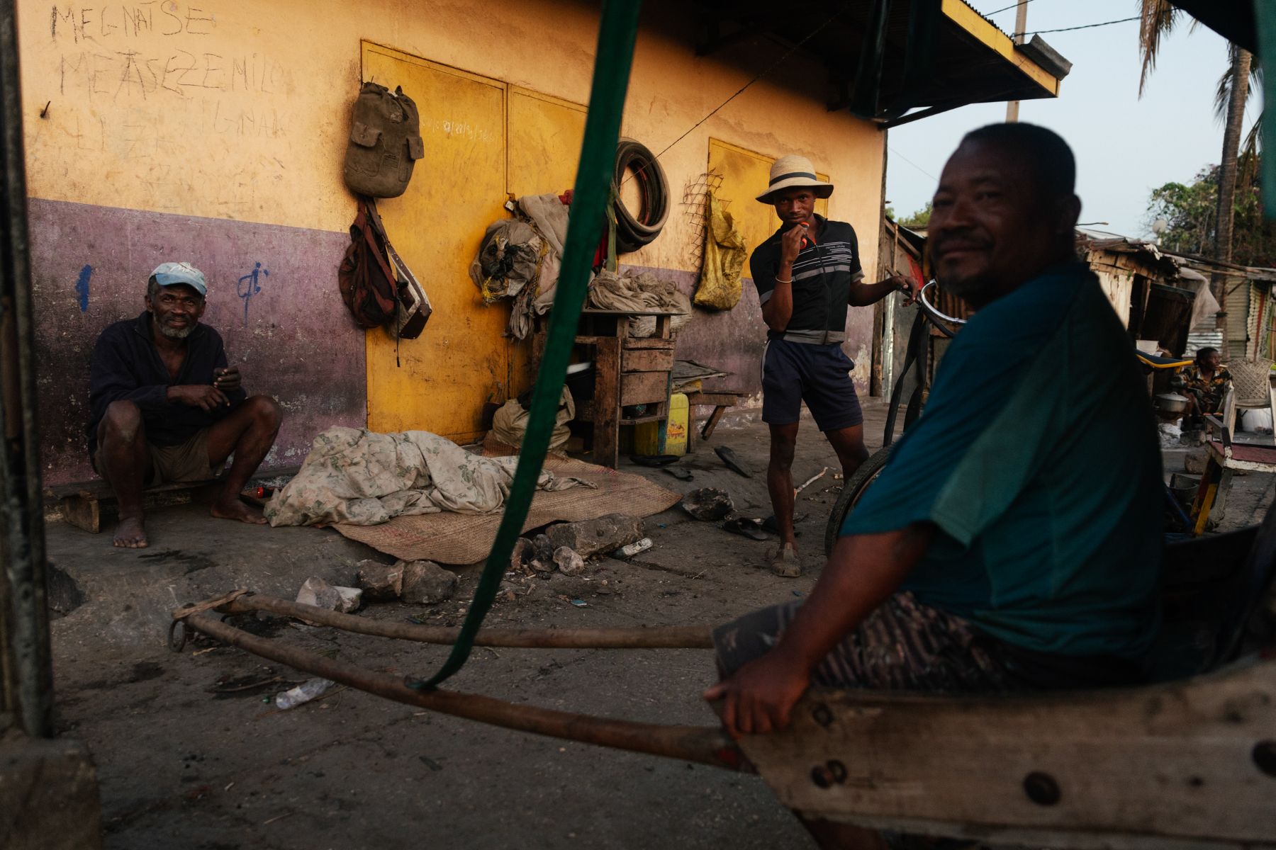 Street life in Tulear — 1